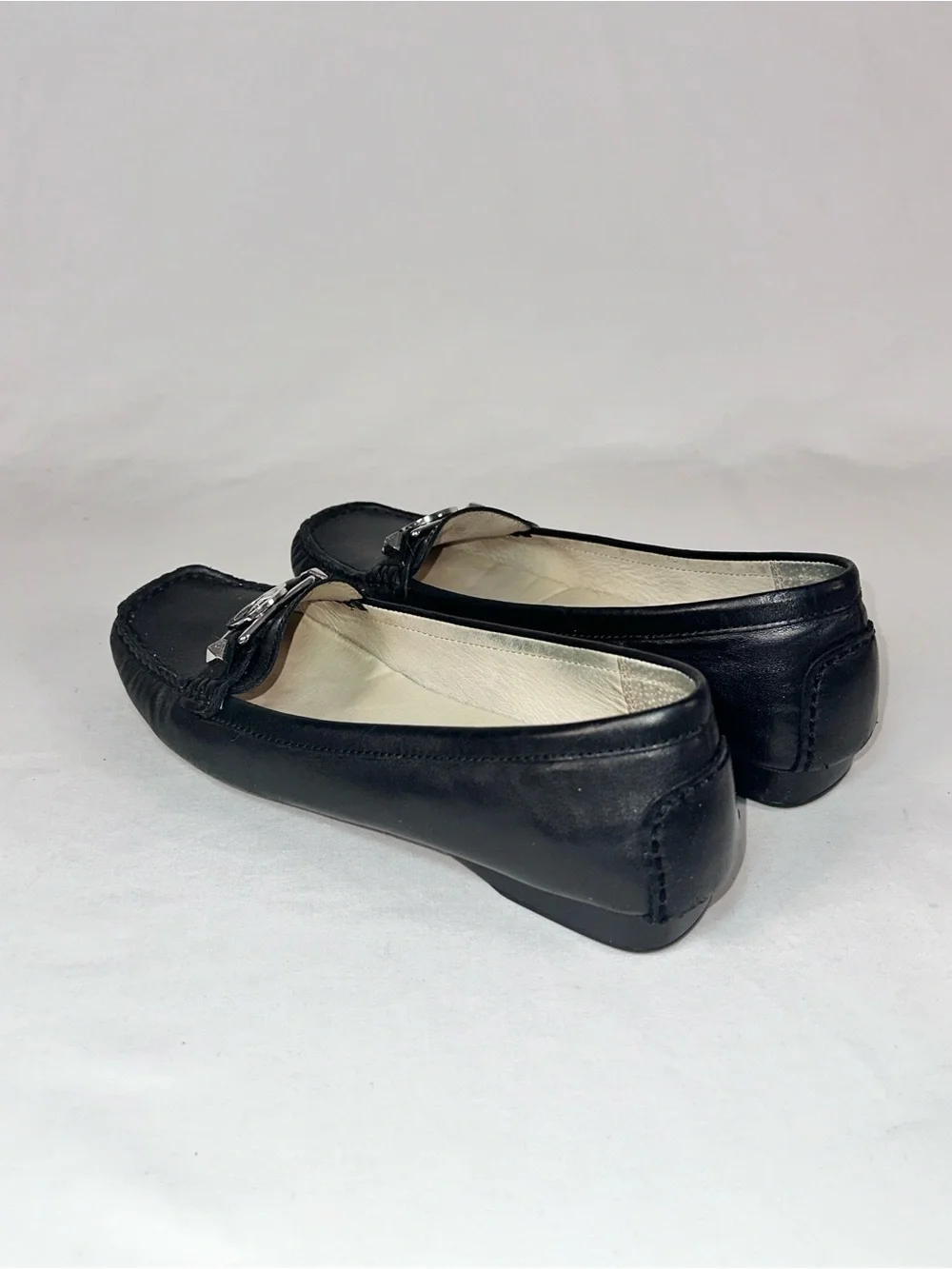 Michael Kors Black Leather Charm Moccasin Flats Size 7.5 Classic Loafer